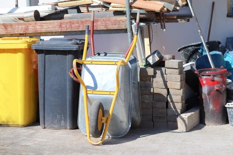 A roll off dumpster rental can keep home cleaning, renovation, or construction projects organized and less cluttered.